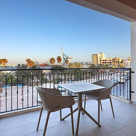 Gem Beachfront Apt With Amazing Bay And Sea Views Birżebbuġa Εξωτερικό φωτογραφία