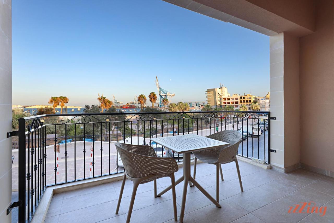 Gem Beachfront Apt With Amazing Bay And Sea Views Birżebbuġa Εξωτερικό φωτογραφία